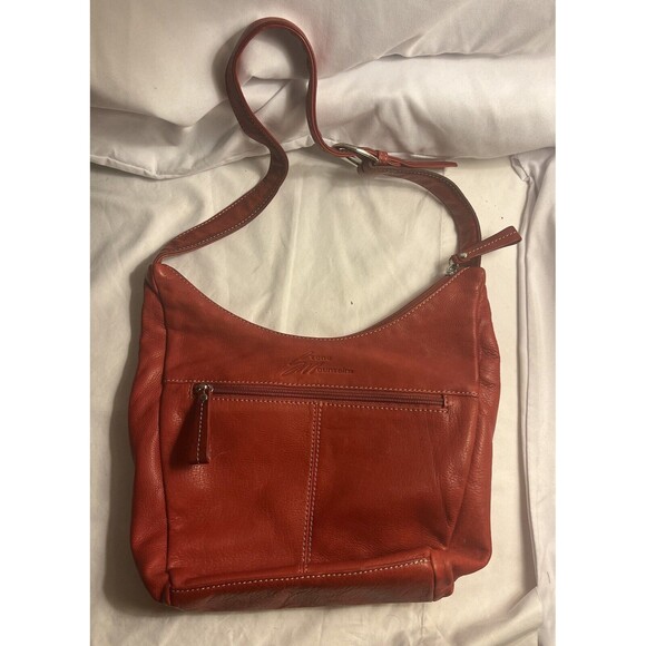 STONE MOUNTAIN Purse Womens Red Leather Zipper Travel Bag - Picture 1 of 9
